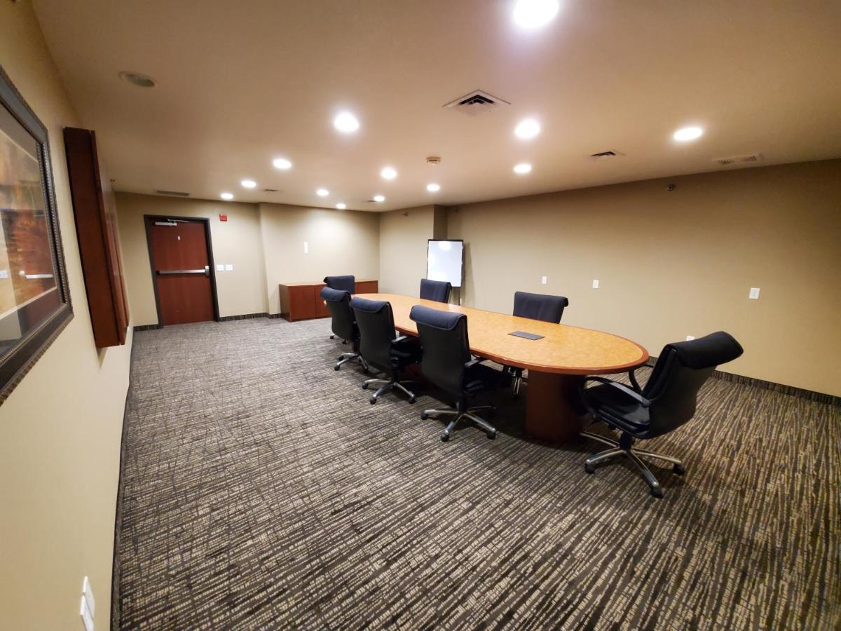Estherville Hotel & Suites المظهر الخارجي الصورة