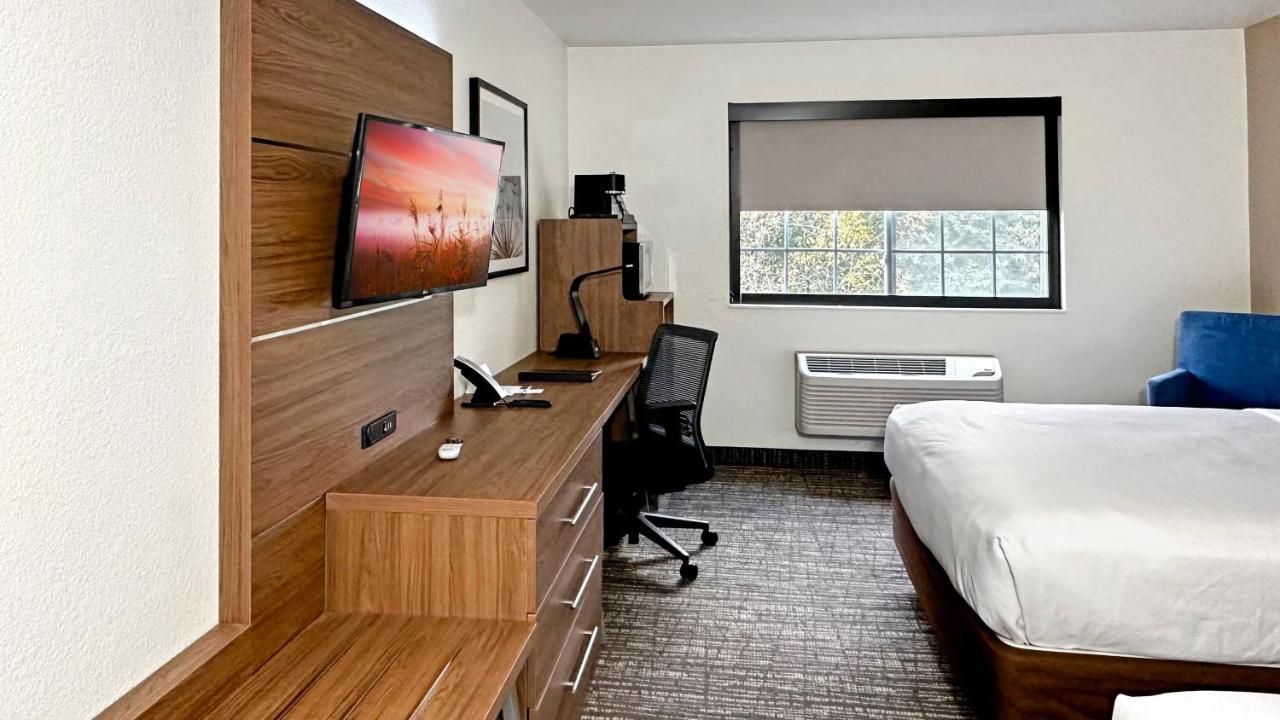 Estherville Hotel & Suites المظهر الخارجي الصورة