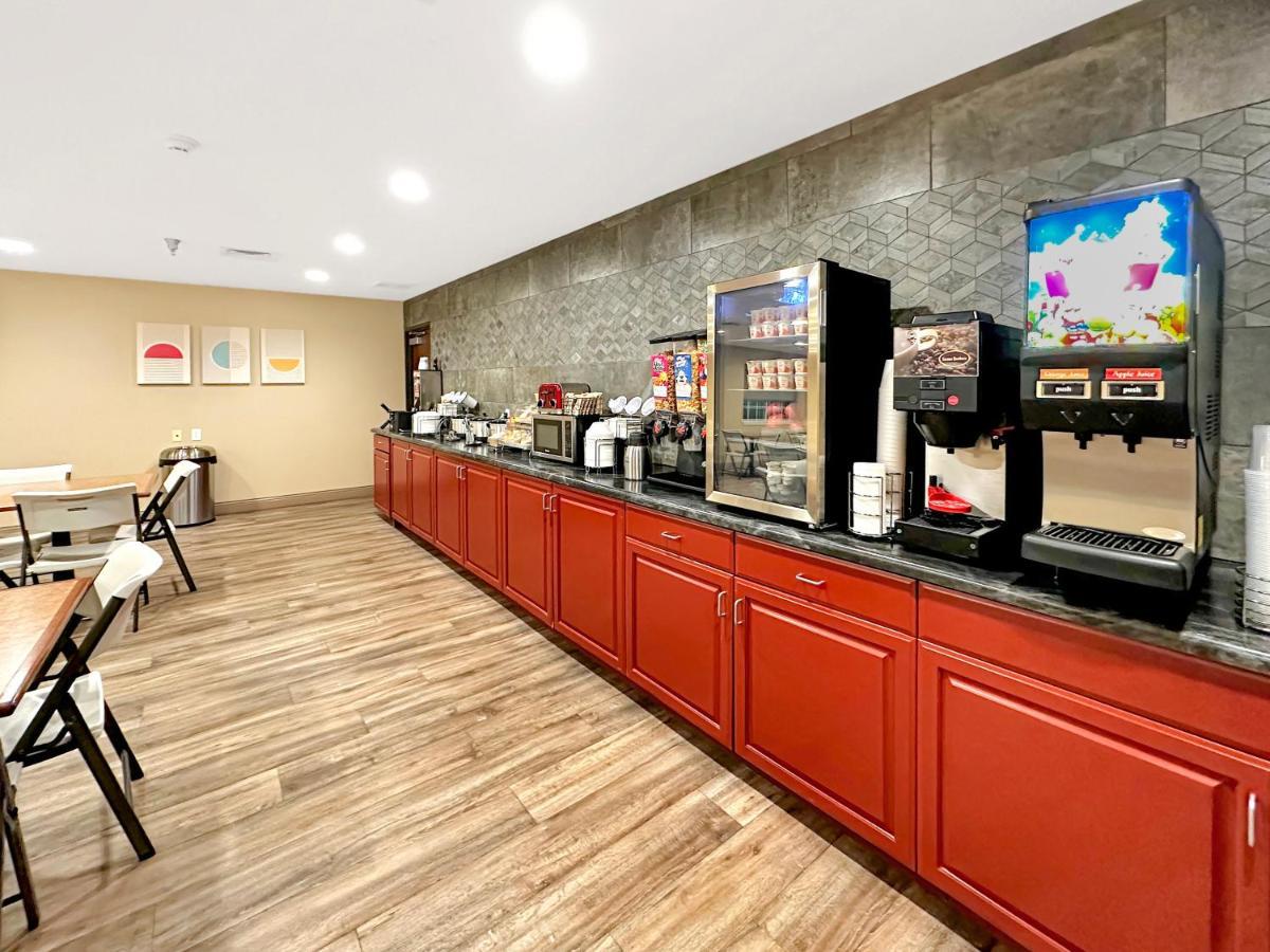 Estherville Hotel & Suites المظهر الخارجي الصورة