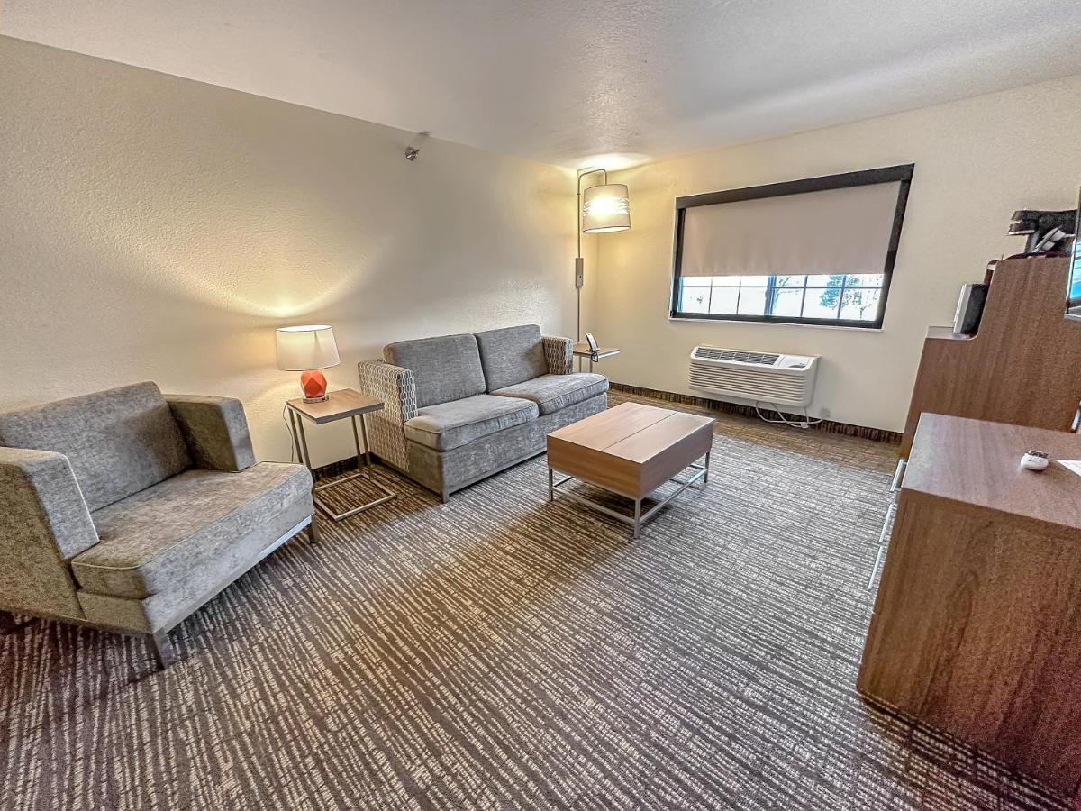 Estherville Hotel & Suites المظهر الخارجي الصورة