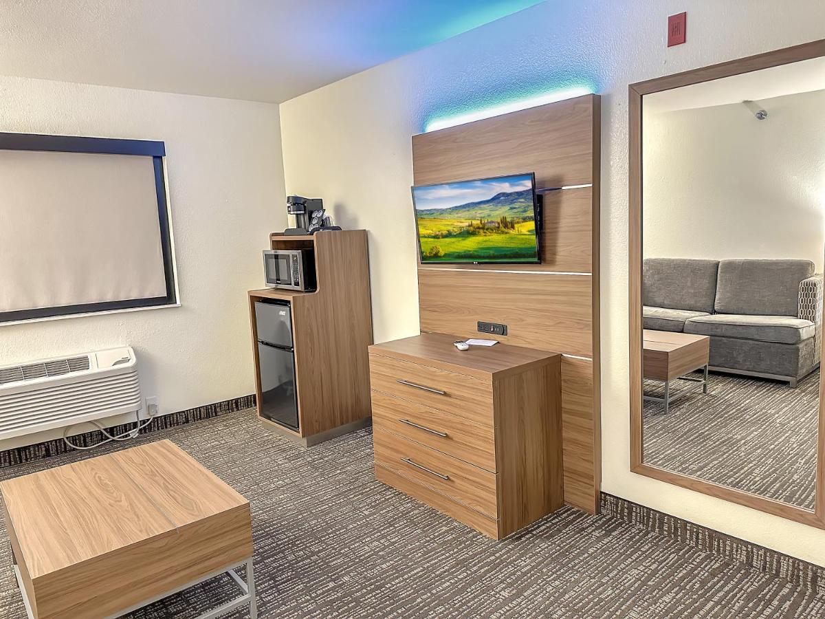 Estherville Hotel & Suites المظهر الخارجي الصورة