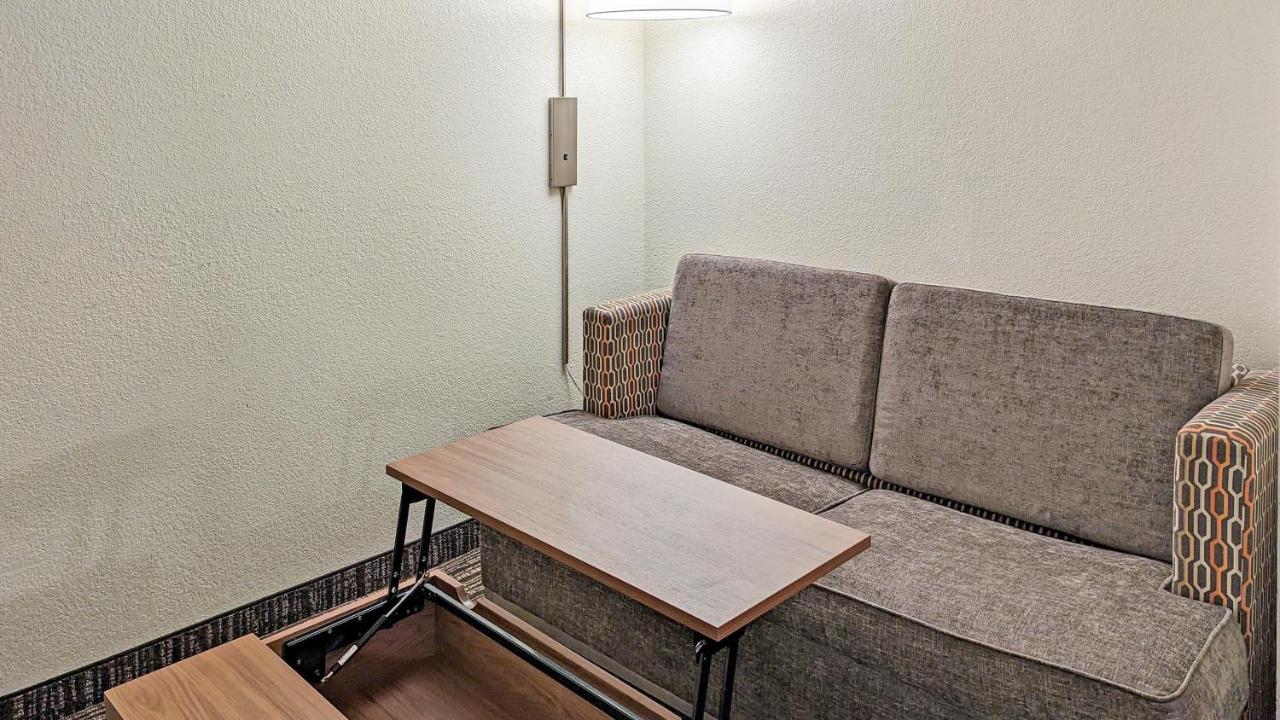 Estherville Hotel & Suites المظهر الخارجي الصورة