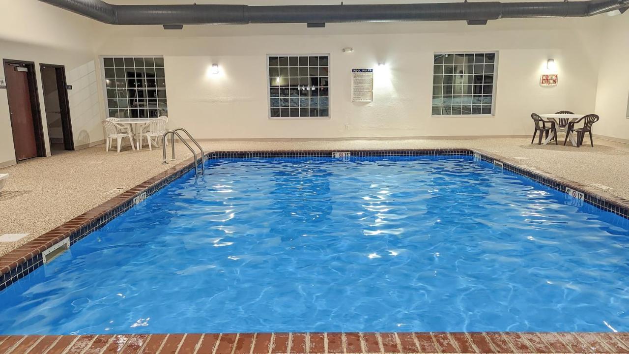 Estherville Hotel & Suites المظهر الخارجي الصورة